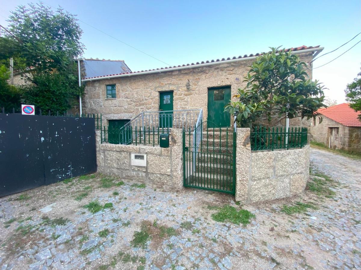 Refugio Rural No Geres - Casa Araujo De Sousa تيراس دي بورو المظهر الخارجي الصورة