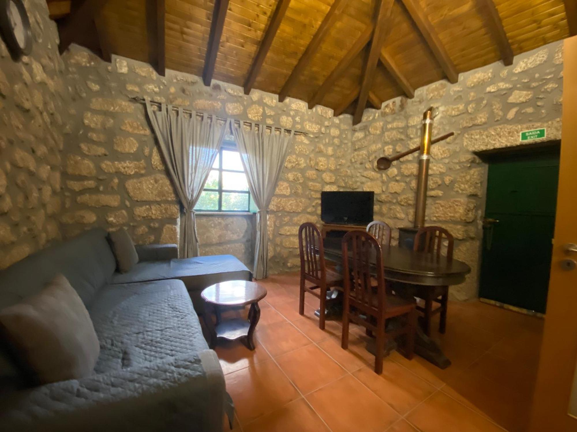 Refugio Rural No Geres - Casa Araujo De Sousa تيراس دي بورو المظهر الخارجي الصورة