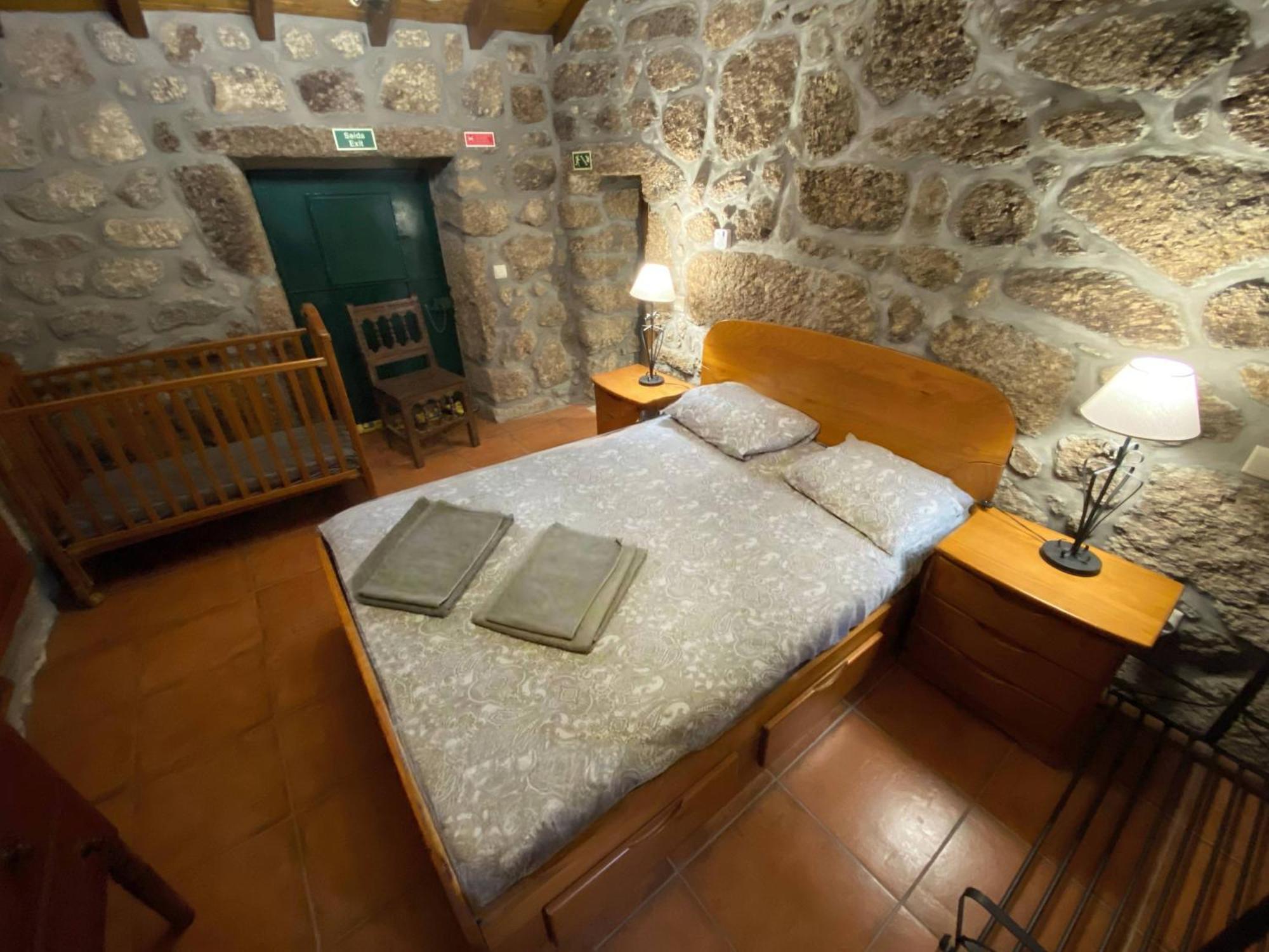Refugio Rural No Geres - Casa Araujo De Sousa تيراس دي بورو المظهر الخارجي الصورة
